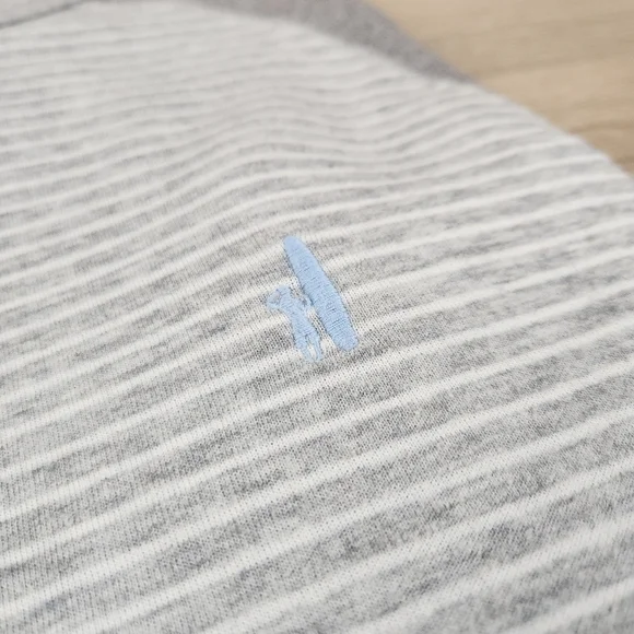 Johnnie O Sweatshirt Mens XL Gray Pullover Crew Neck Striped Logo - Picture 6 of 6